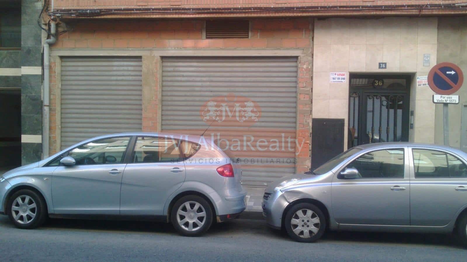 Commercial for sale in Albacete city - € 128,000 (Ref: 9723710)
