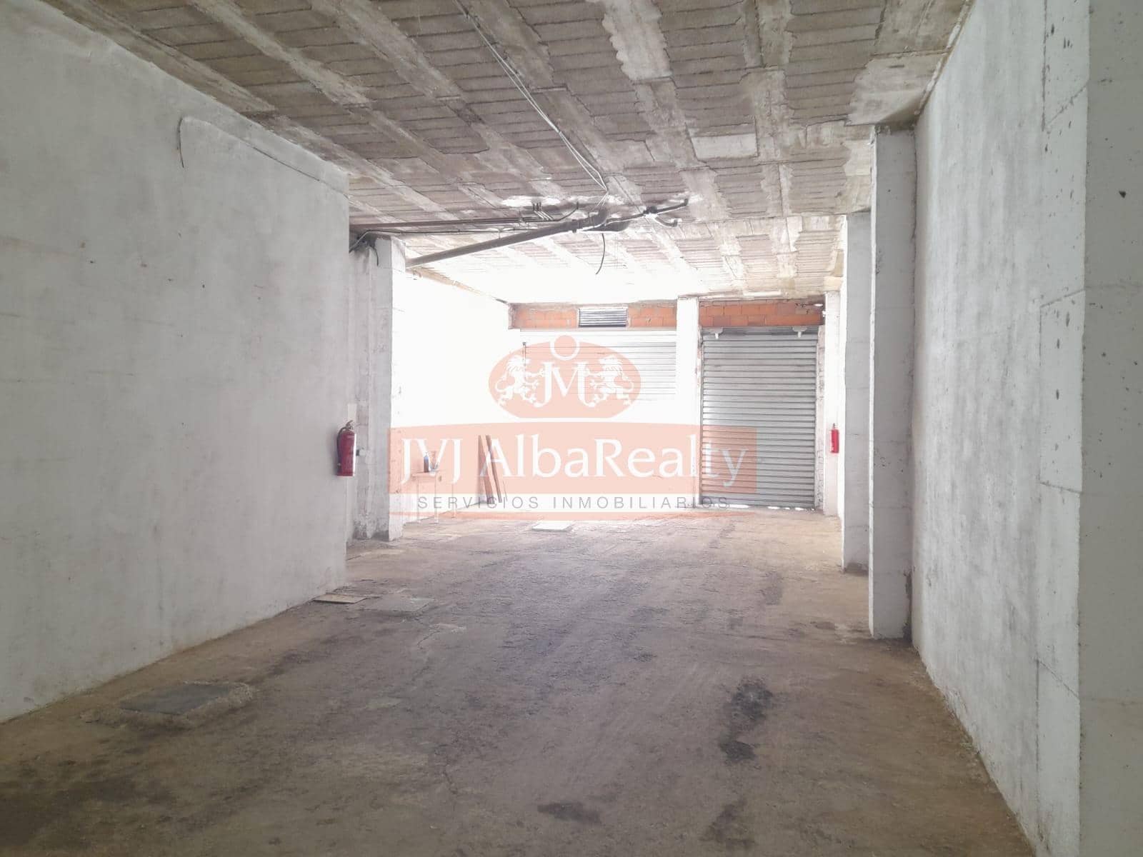 Commercial for sale in Albacete city - € 128,000 (Ref: 9723710)