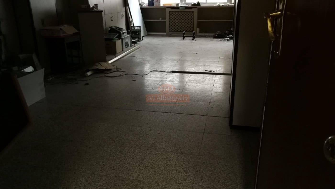 Office for rent in Albacete city - € 1,400 (Ref: 9723711)