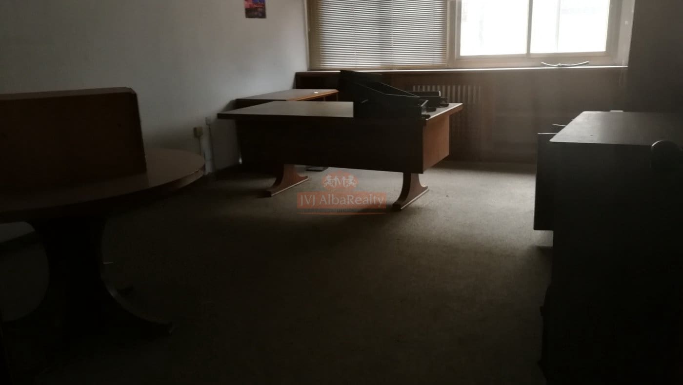 Office for rent in Albacete city - € 1,400 (Ref: 9723711)