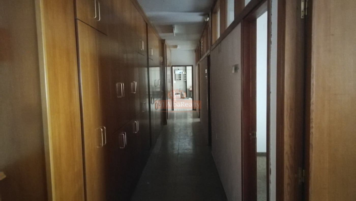 Office for rent in Albacete city - € 1,400 (Ref: 9723711)