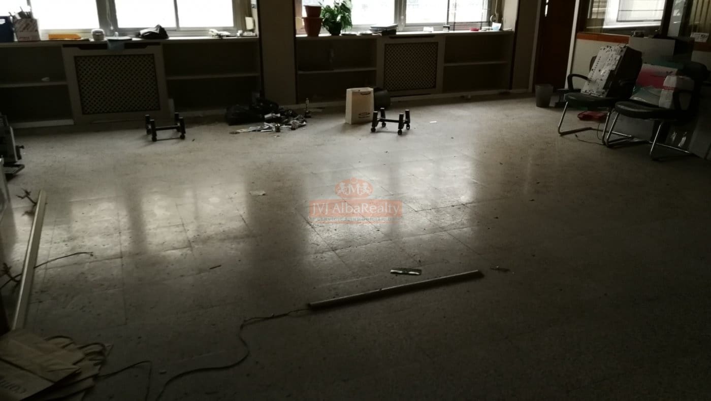 Office for rent in Albacete city - € 1,400 (Ref: 9723711)