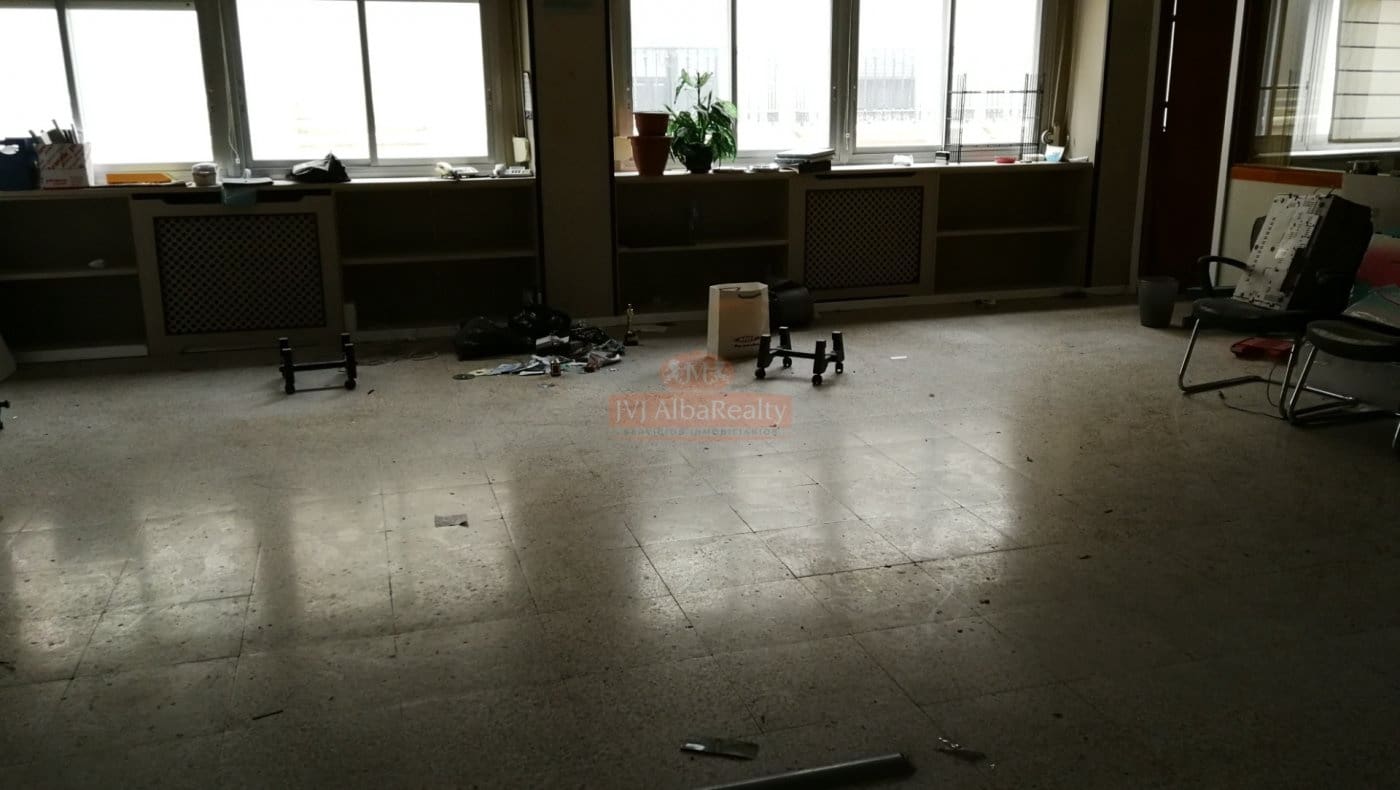 Office for rent in Albacete city - € 1,400 (Ref: 9723711)