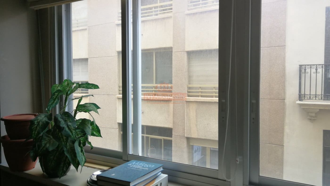 Office for rent in Albacete city - € 1,400 (Ref: 9723711)