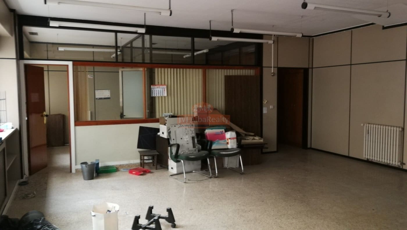 Office for rent in Albacete city - € 1,400 (Ref: 9723711)