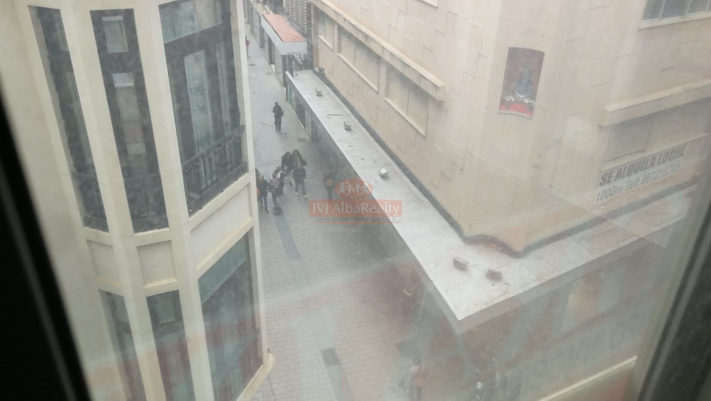 Office for rent in Albacete city - € 1,400 (Ref: 9723711)