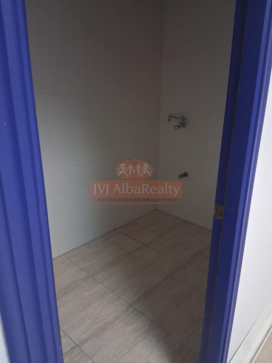 Commercial for sale in Albacete city - € 850,000 (Ref: 9723712)