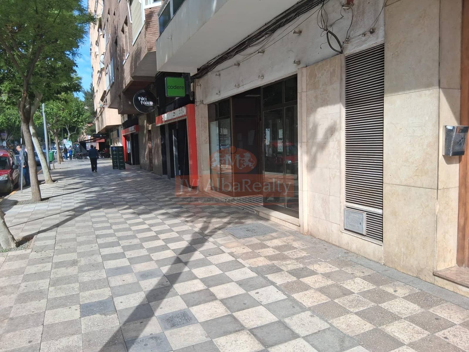 Commercial for sale in Albacete city - € 850,000 (Ref: 9723712)