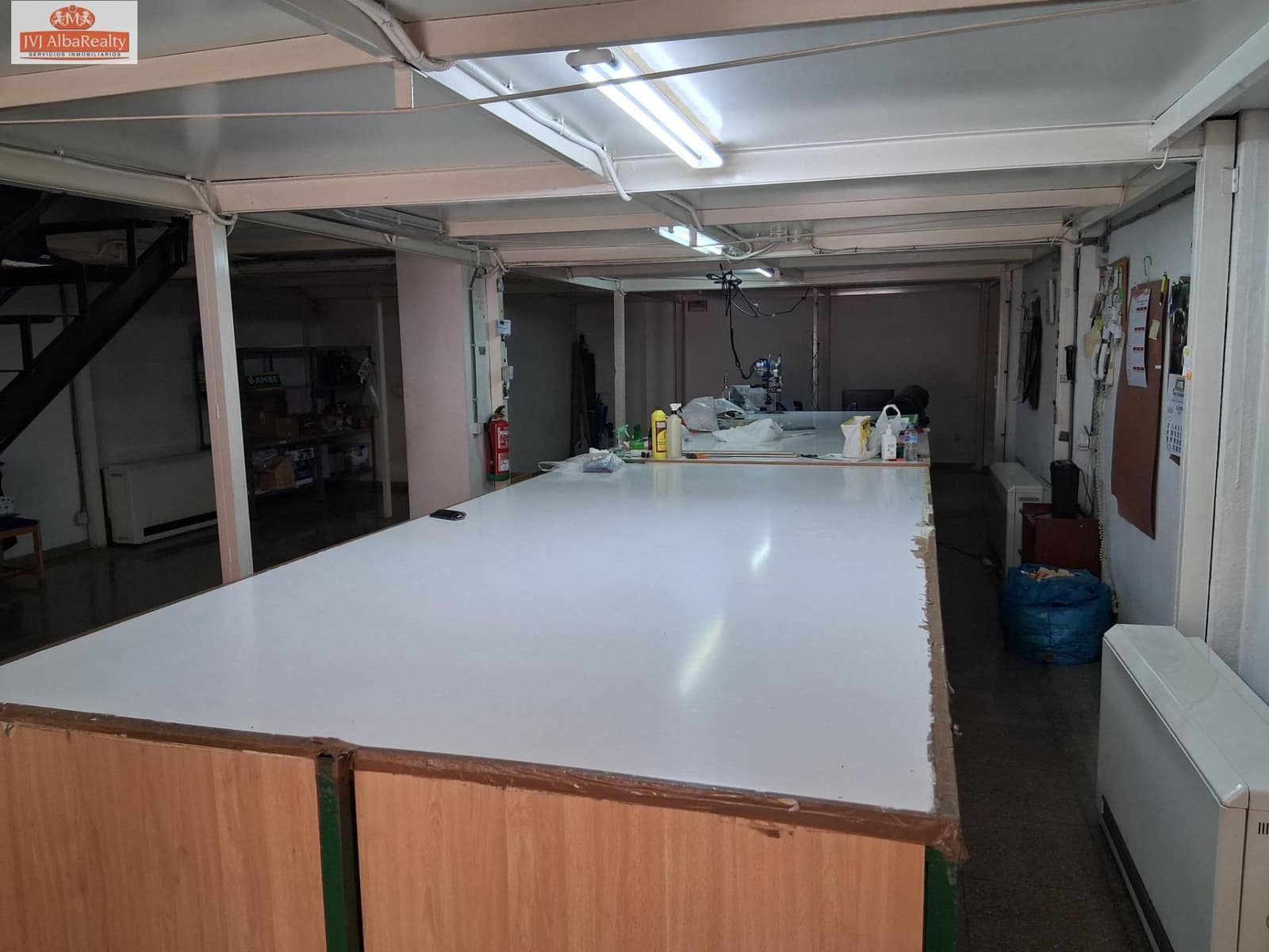 Commercial for sale in Albacete city - € 125,000 (Ref: 9723714)