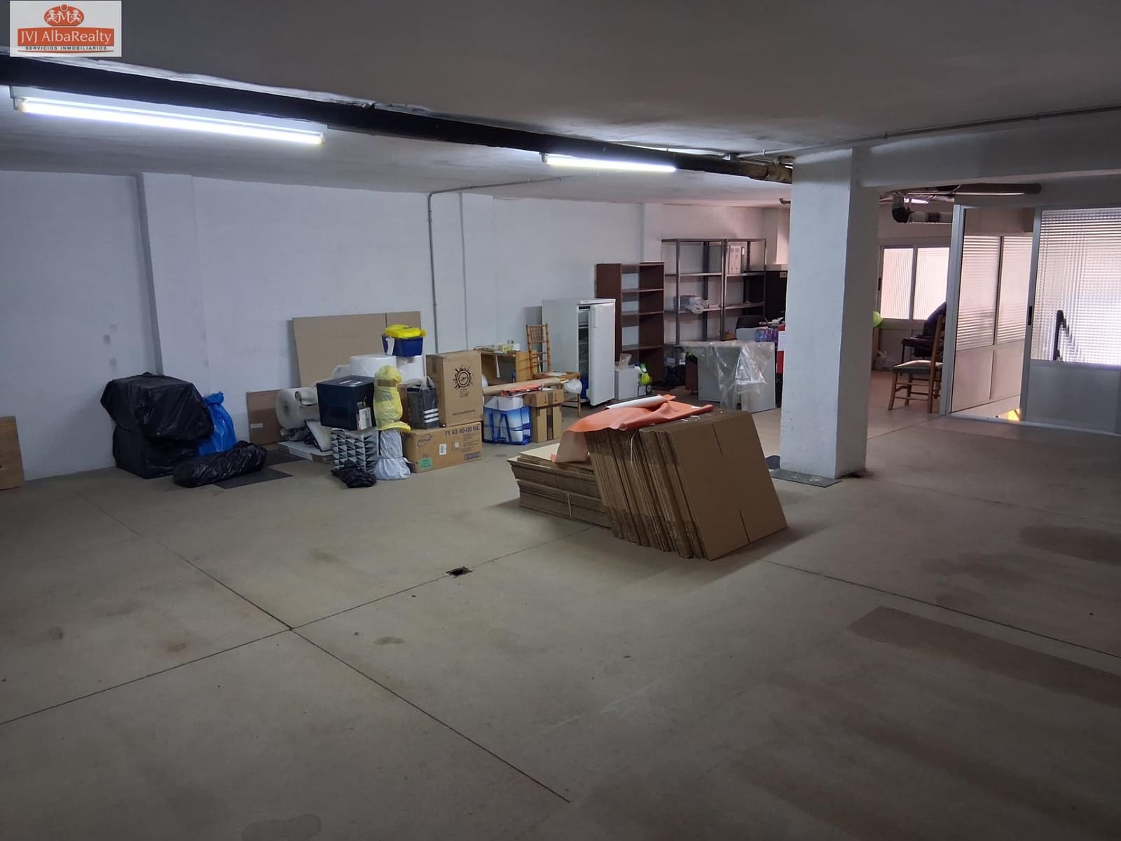 Commercial for sale in Albacete city - € 125,000 (Ref: 9723714)