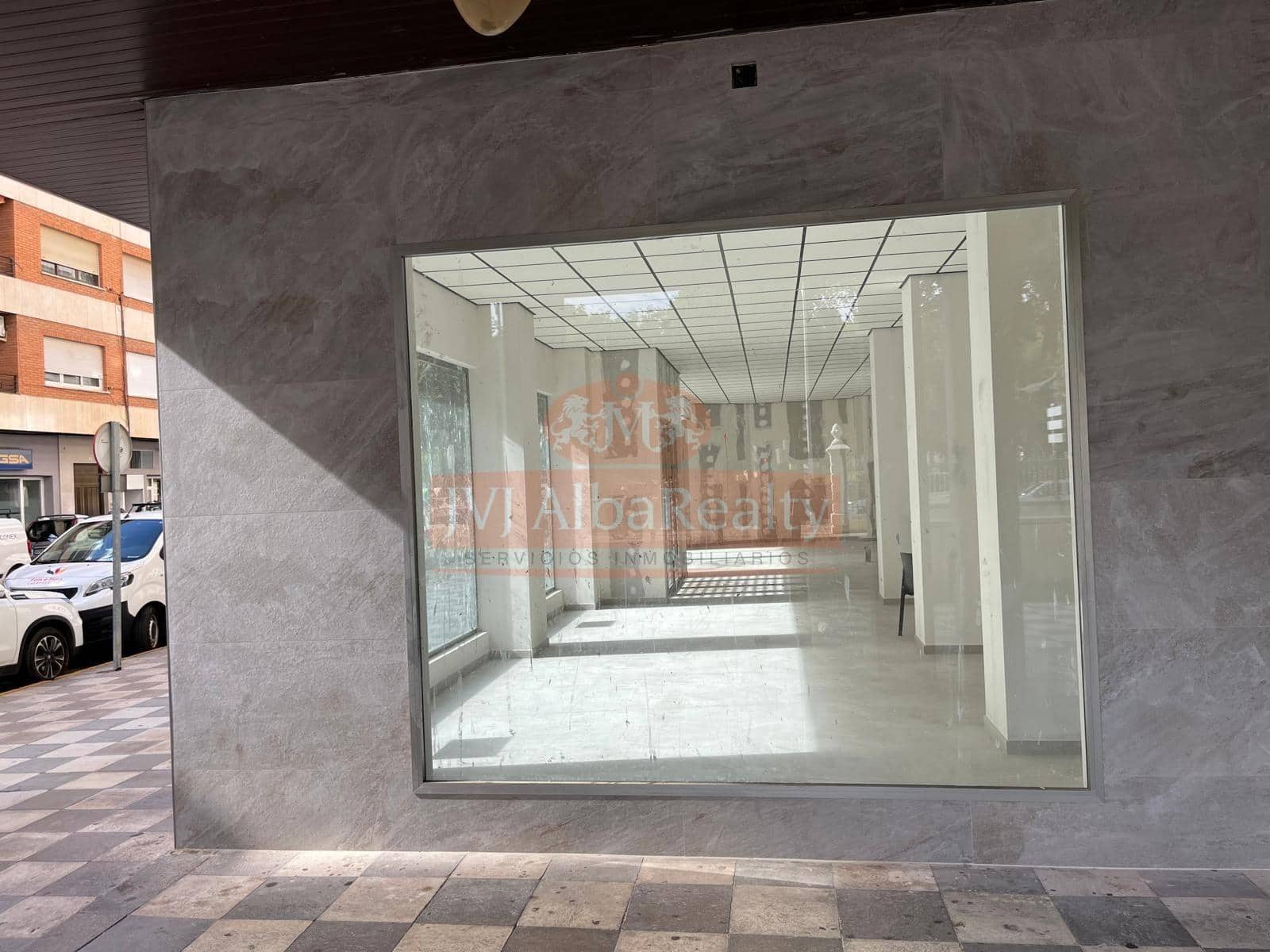 Commercial for rent in Albacete city - € 900 (Ref: 9723715)