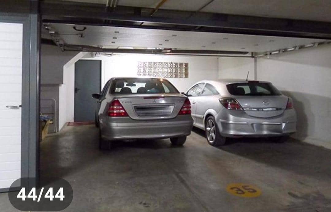 4 bedroom Terraced Villa for sale in Albacete city with garage - € 395,000 (Ref: 9723716)