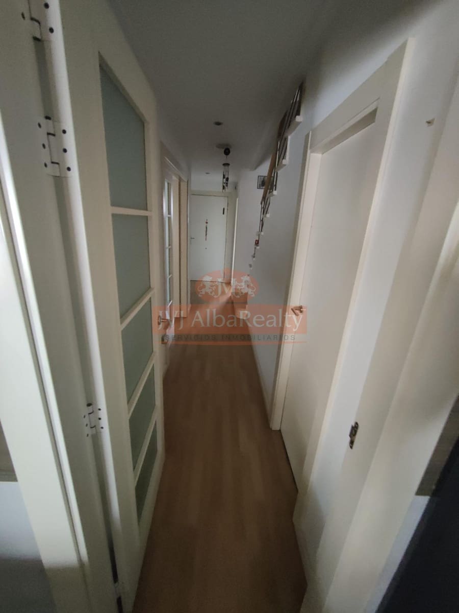 4 bedroom Terraced Villa for sale in Albacete city with garage - € 405,000 (Ref: 9723717)