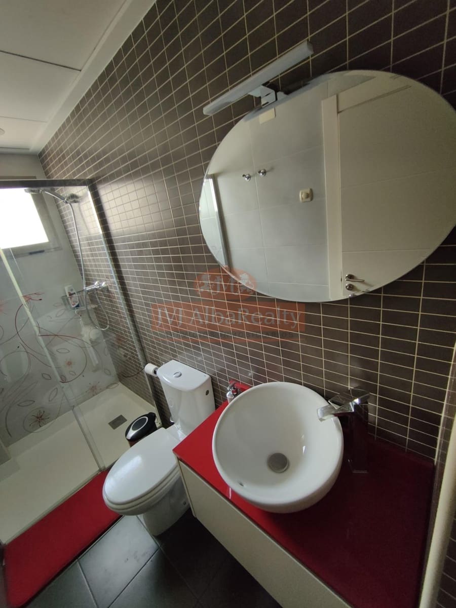 4 bedroom Terraced Villa for sale in Albacete city with garage - € 405,000 (Ref: 9723717)