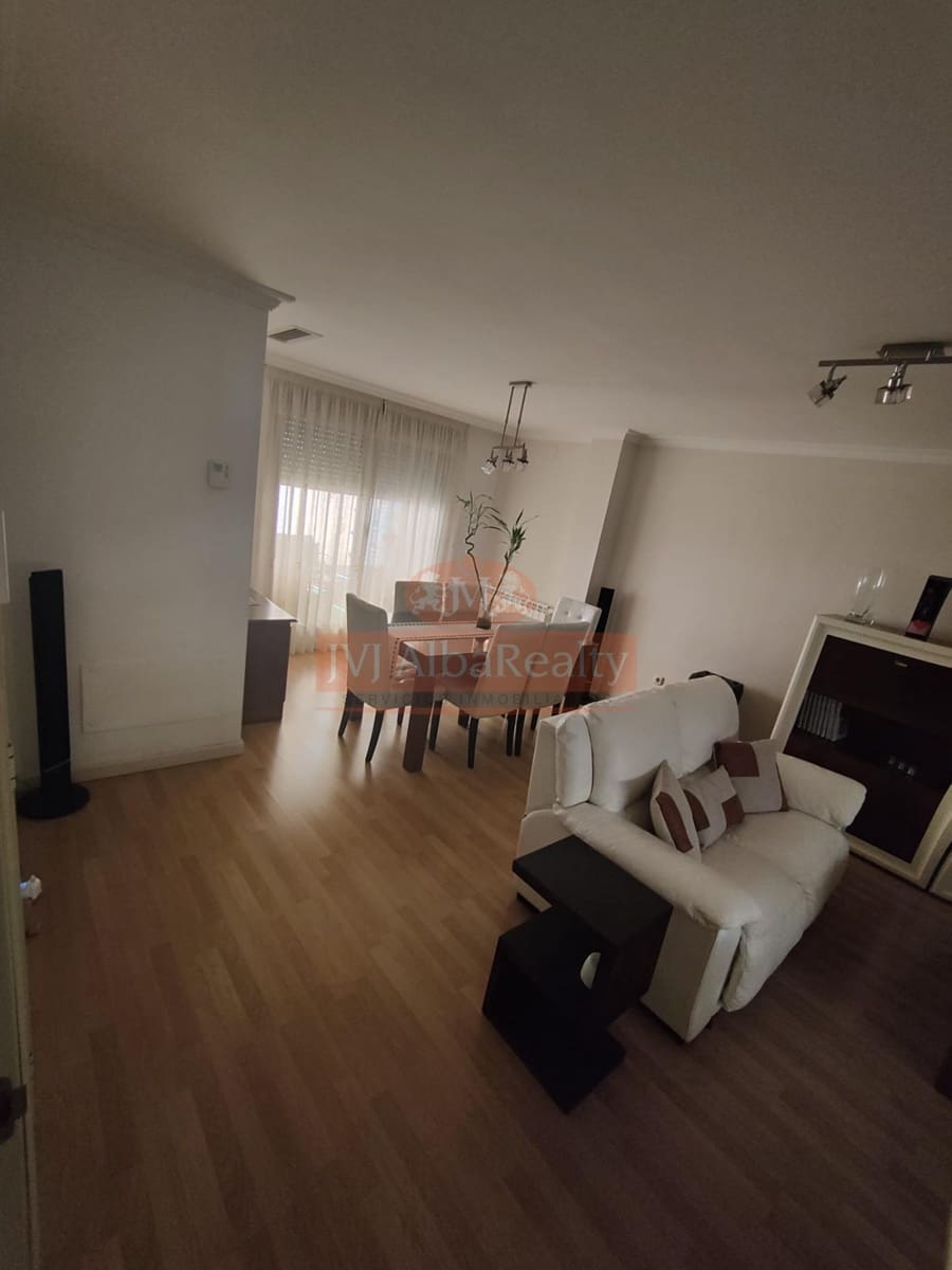 4 bedroom Terraced Villa for sale in Albacete city with garage - € 405,000 (Ref: 9723717)