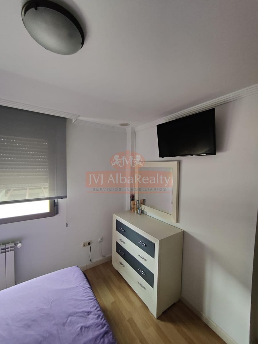 4 bedroom Terraced Villa for sale in Albacete city with garage - € 405,000 (Ref: 9723717)