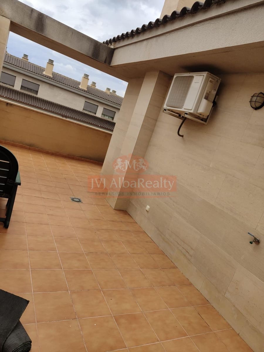 4 bedroom Terraced Villa for sale in Albacete city with garage - € 405,000 (Ref: 9723717)
