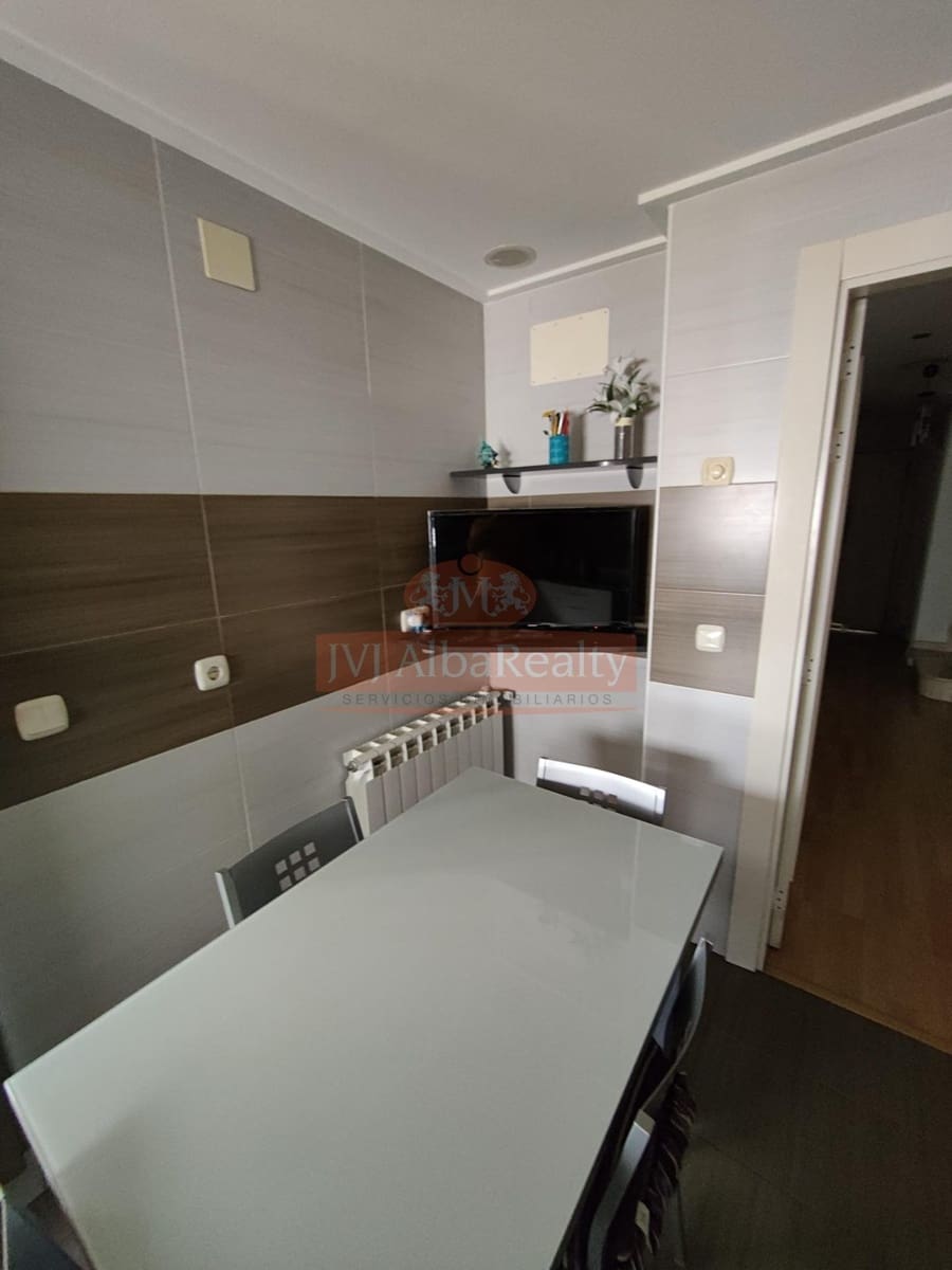 4 bedroom Terraced Villa for sale in Albacete city with garage - € 405,000 (Ref: 9723717)