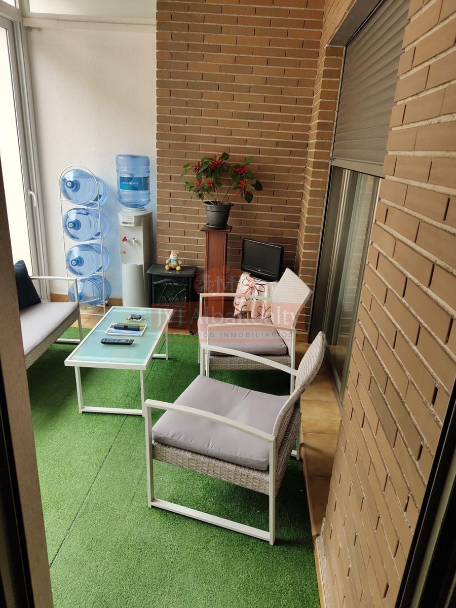 4 bedroom Terraced Villa for sale in Albacete city with garage - € 405,000 (Ref: 9723717)