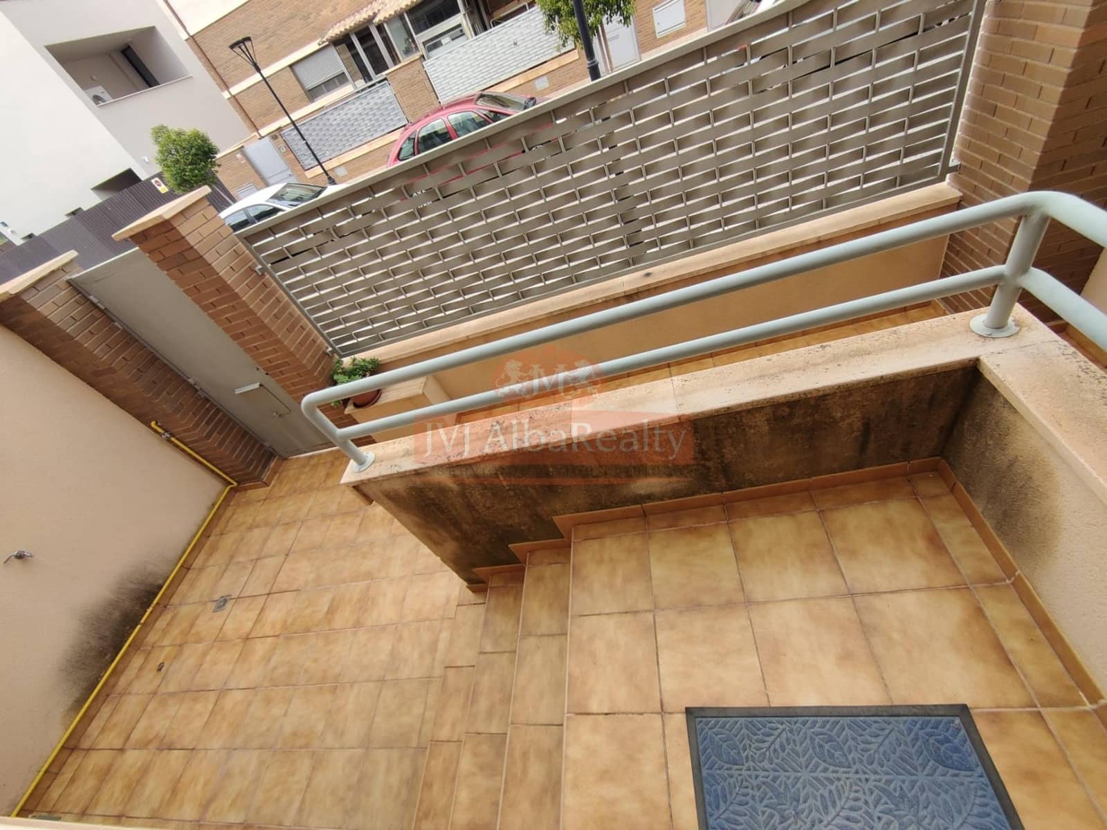 4 bedroom Terraced Villa for sale in Albacete city with garage - € 405,000 (Ref: 9723717)