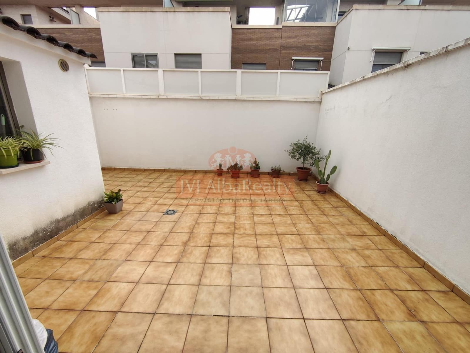 4 bedroom Terraced Villa for sale in Albacete city with garage - € 405,000 (Ref: 9723717)