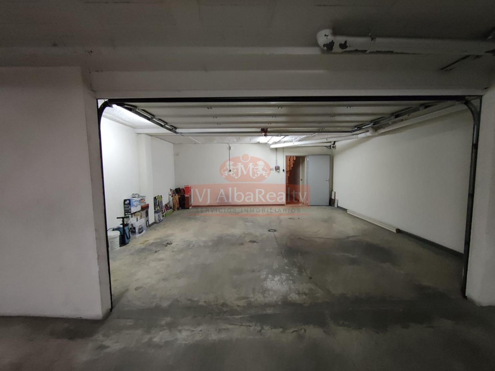 4 bedroom Terraced Villa for sale in Albacete city with garage - € 405,000 (Ref: 9723717)