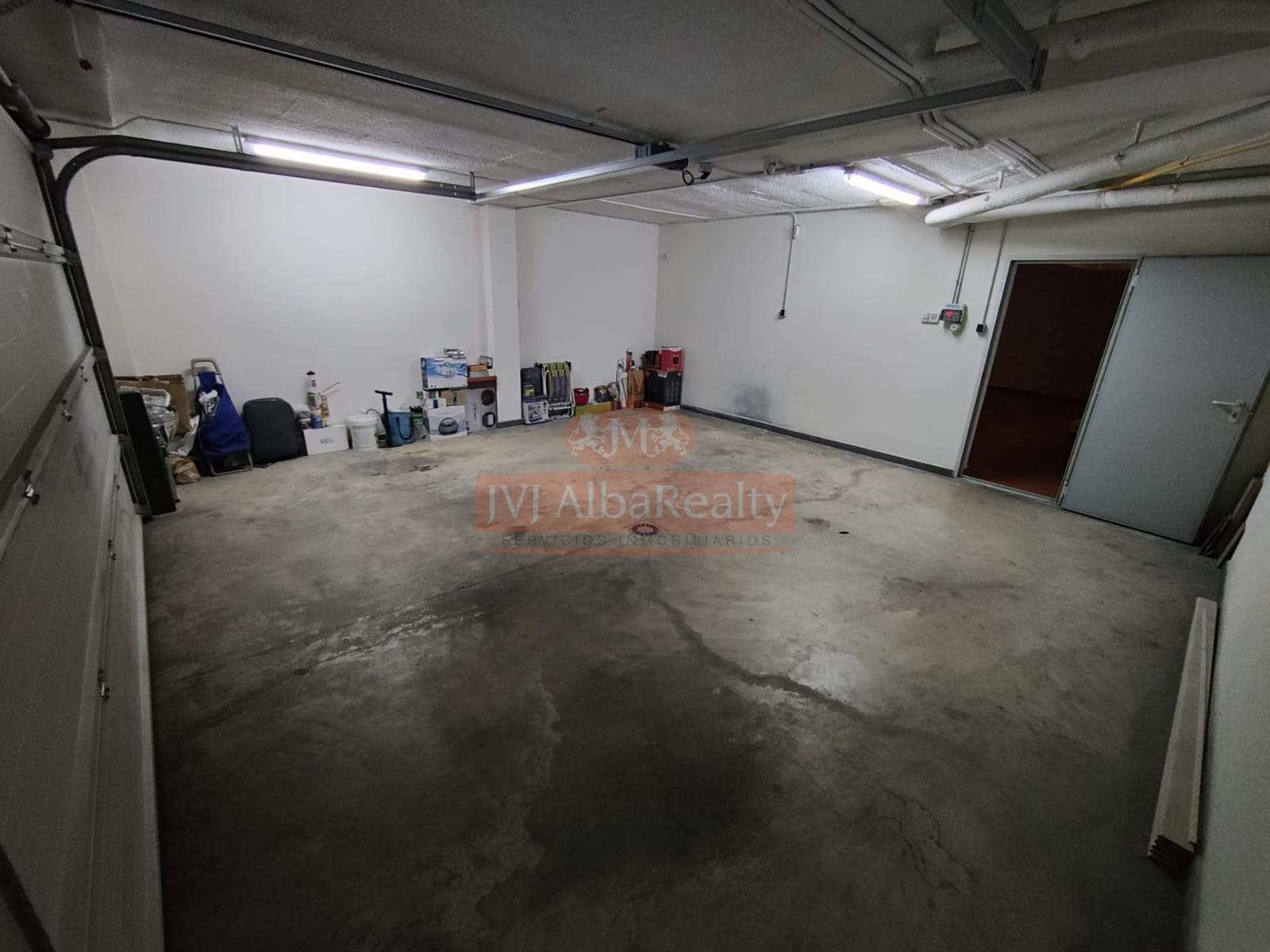 4 bedroom Terraced Villa for sale in Albacete city with garage - € 405,000 (Ref: 9723717)