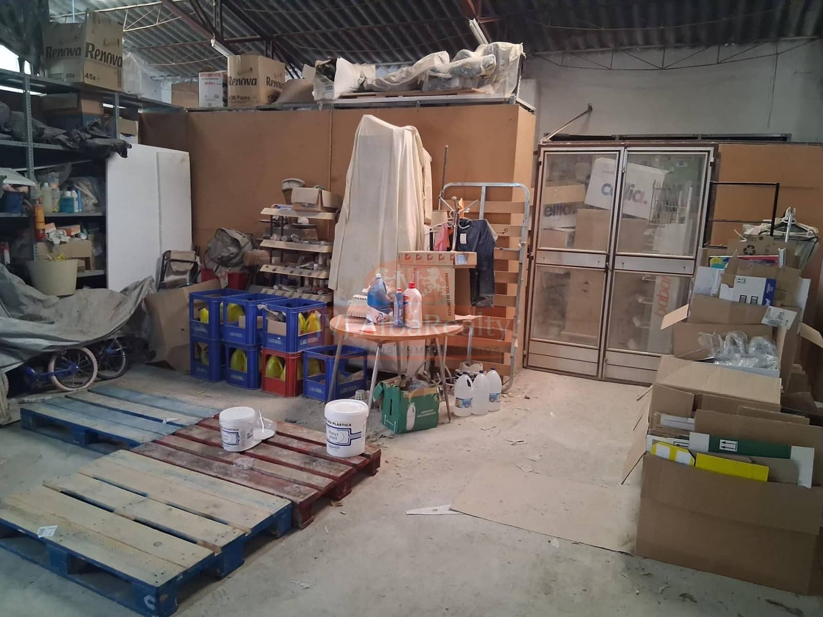 4 bedroom Townhouse for sale in Albacete city with garage - € 265,000 (Ref: 9723718)