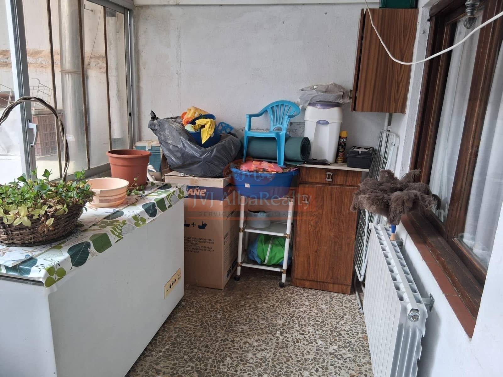 4 bedroom Townhouse for sale in Albacete city with garage - € 265,000 (Ref: 9723718)