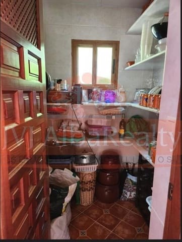 5 slaapkamer Villa te koop in Albacete stad met zwembad - € 295.000 (Ref: 9723719)