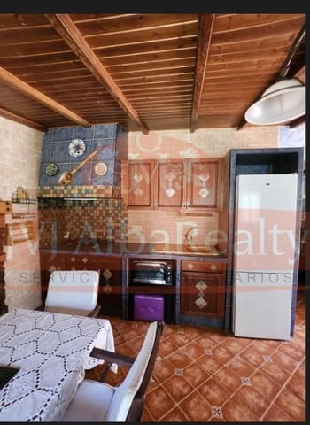 5 slaapkamer Villa te koop in Albacete stad met zwembad - € 295.000 (Ref: 9723719)