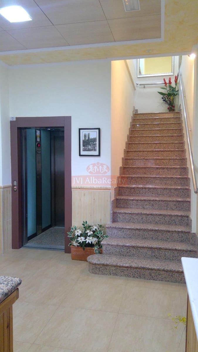 Erhverv til salg i Robledo med garage - € 1.550.000 (Ref: 9723720)