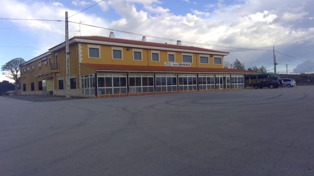 Erhverv til salg i Robledo med garage - € 1.550.000 (Ref: 9723720)