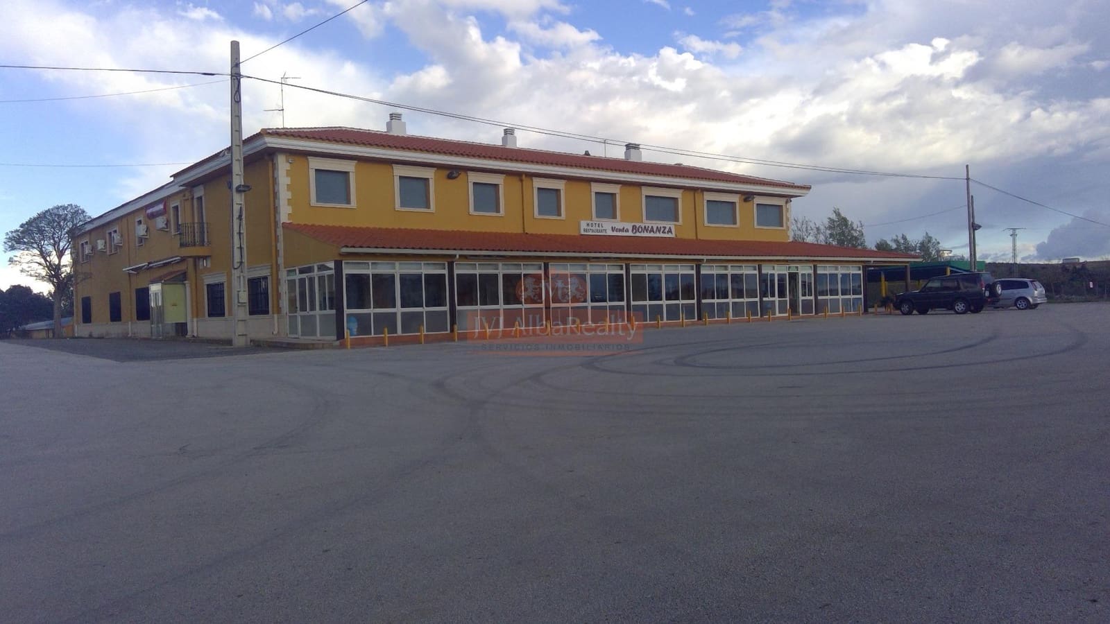 Erhverv til salg i Robledo med garage - € 1.550.000 (Ref: 9723720)