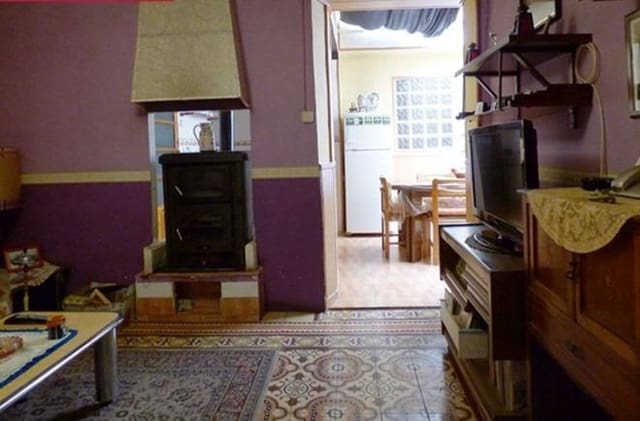 3 bedroom Villa for sale in Albacete city with garage - € 313,500 (Ref: 9723721)