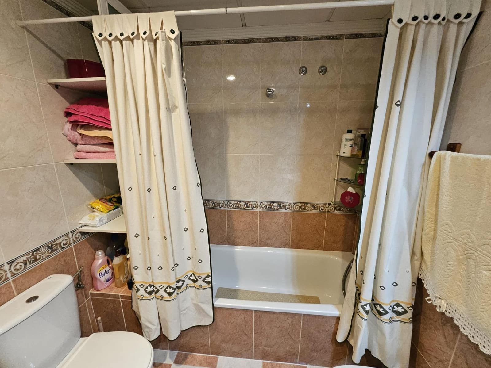 2 bedroom Apartment for sale in Chinchilla de Monte-Aragon with garage - € 145,000 (Ref: 9723722)