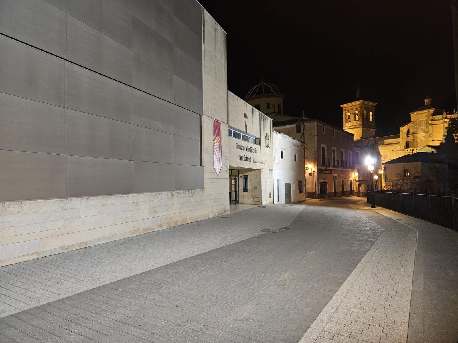 2 bedroom Apartment for sale in Chinchilla de Monte-Aragon with garage - € 145,000 (Ref: 9723722)