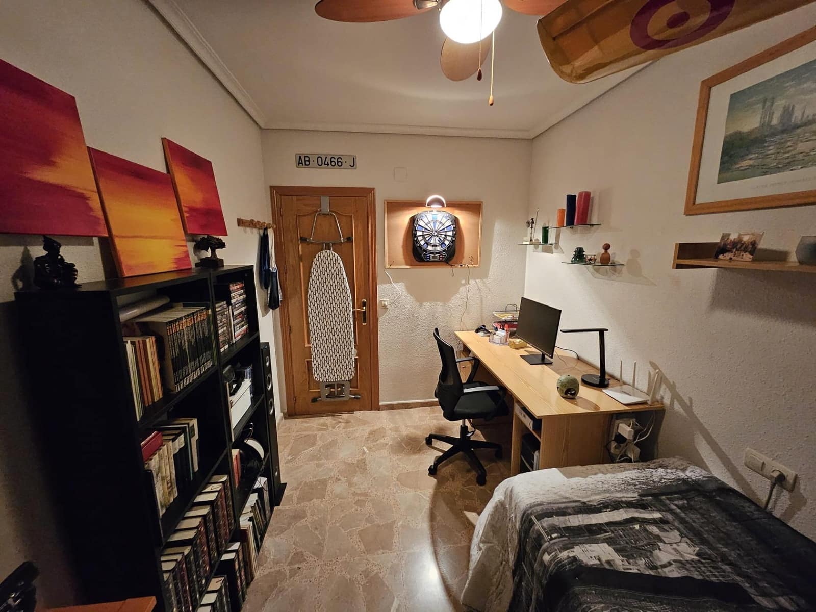 2 bedroom Apartment for sale in Chinchilla de Monte-Aragon with garage - € 145,000 (Ref: 9723722)