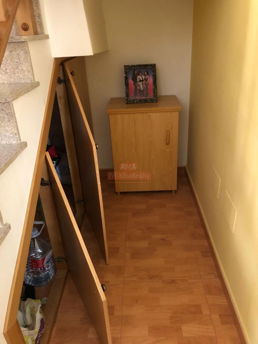 3 bedroom Terraced Villa for sale in Villalgordo del Jucar with garage - € 114,000 (Ref: 9723724)