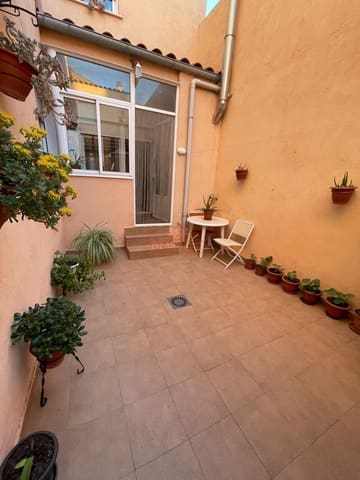 3 bedroom Terraced Villa for sale in Villalgordo del Júcar with garage - € 114,000 (Ref: 9723724)