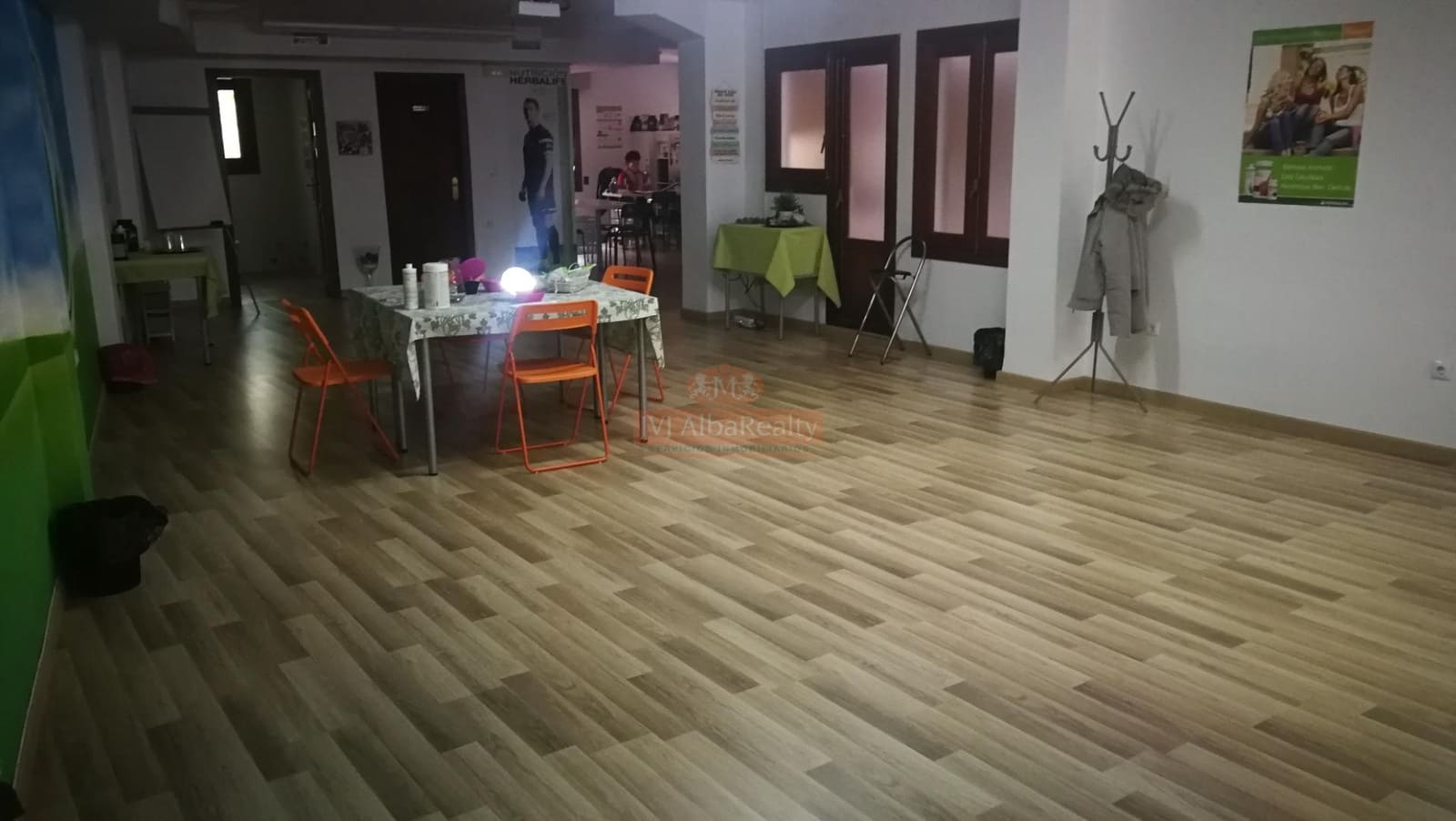 Commercial for rent in Albacete city - € 750 (Ref: 9723727)