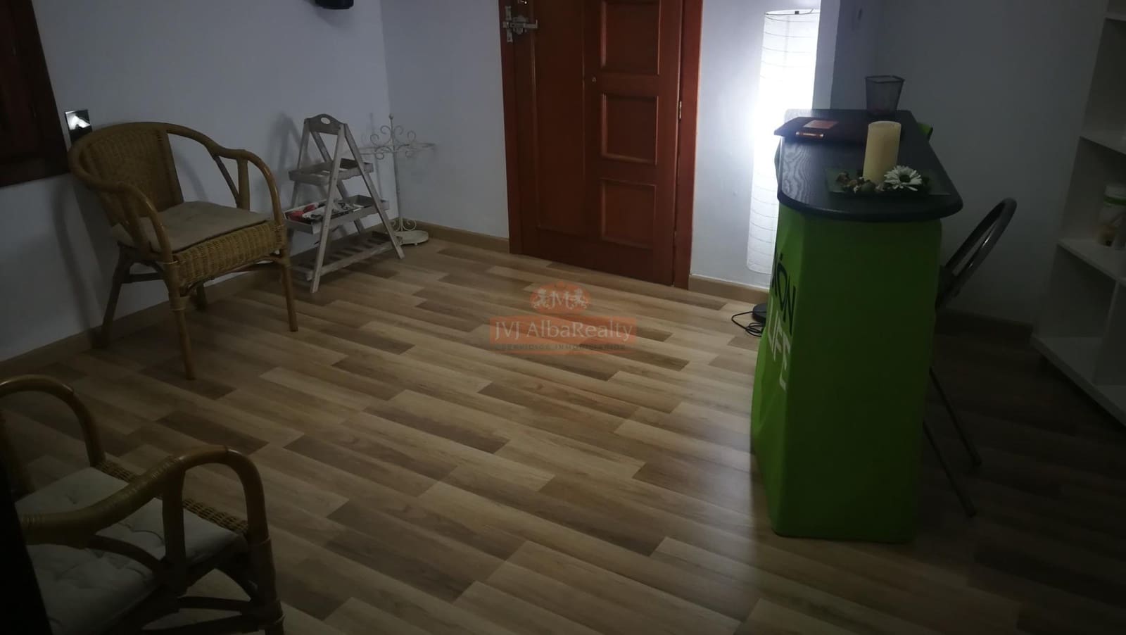 Commercial for rent in Albacete city - € 750 (Ref: 9723727)