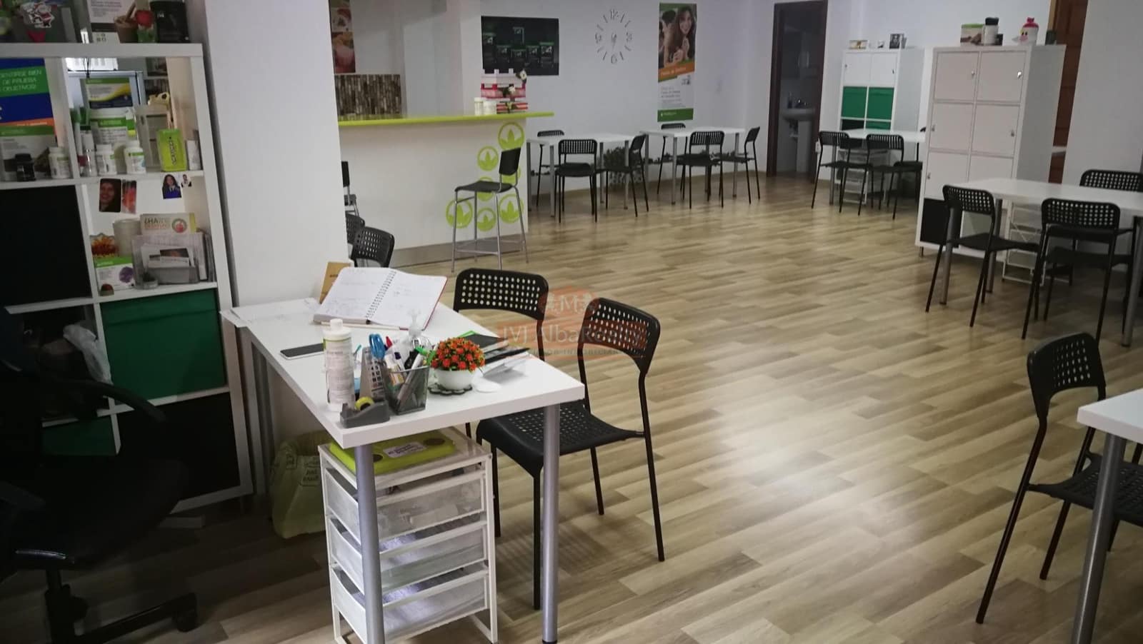 Commercial for rent in Albacete city - € 750 (Ref: 9723727)