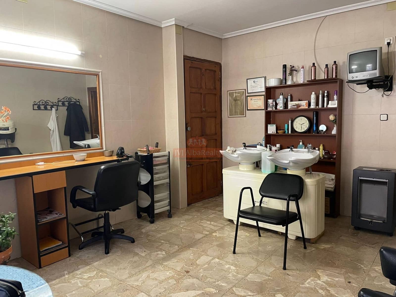 2 bedroom Apartment for sale in Albacete city - € 150,000 (Ref: 9723728)