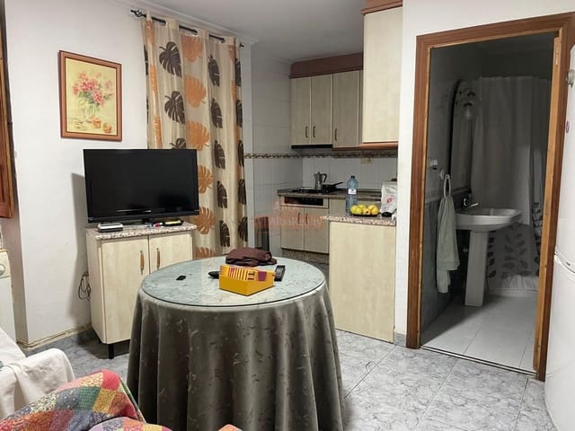 2 soveværelse Lejlighed til salg i Albacete by - € 150.000 (Ref: 9723728)