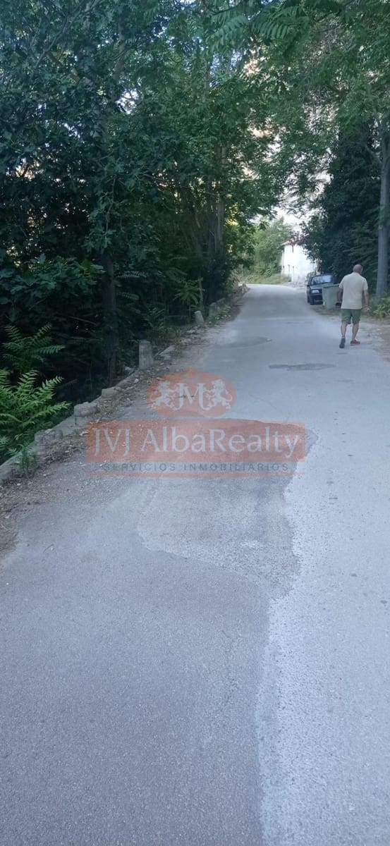 4 bedroom Villa for sale in Jorquera with pool - € 160,000 (Ref: 9723732)