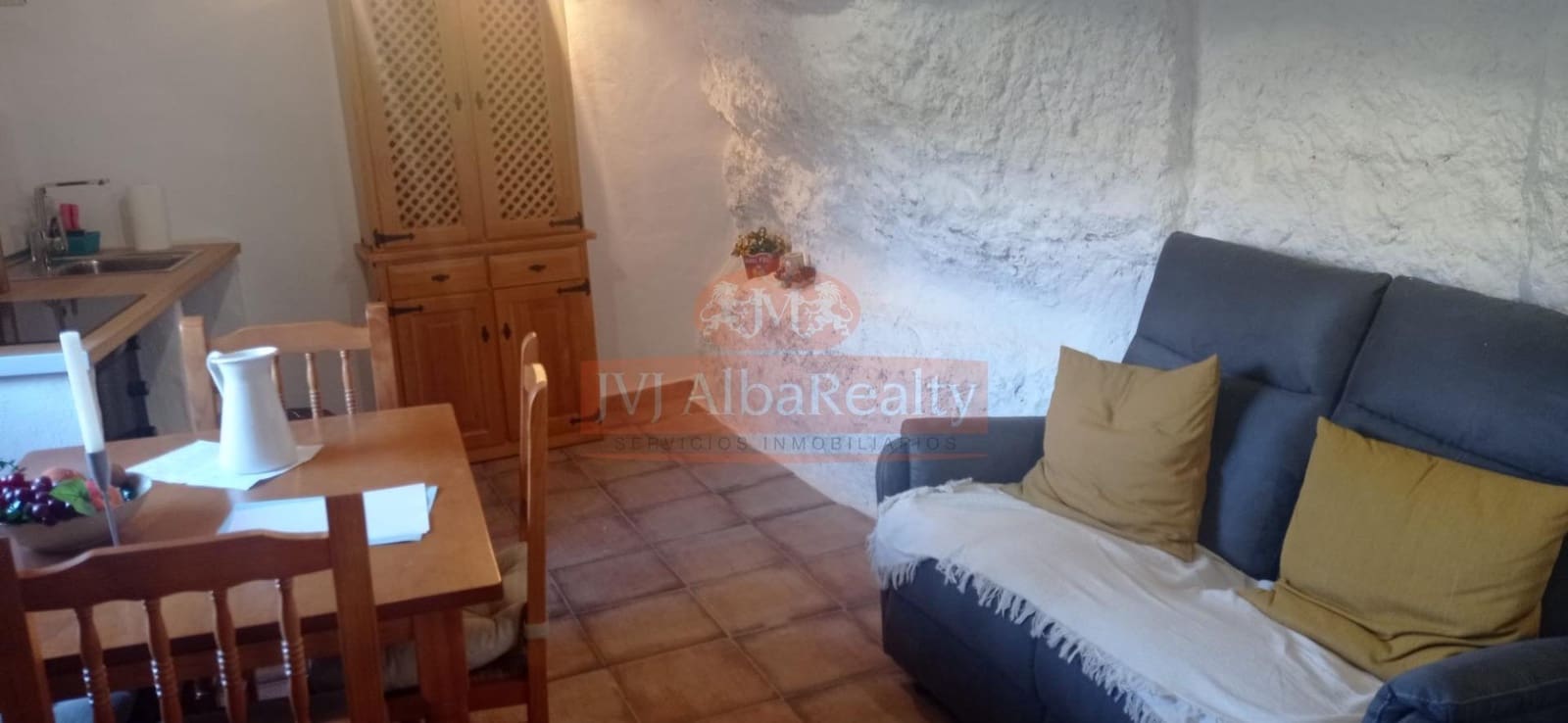 4 bedroom Villa for sale in Jorquera with pool - € 160,000 (Ref: 9723732)