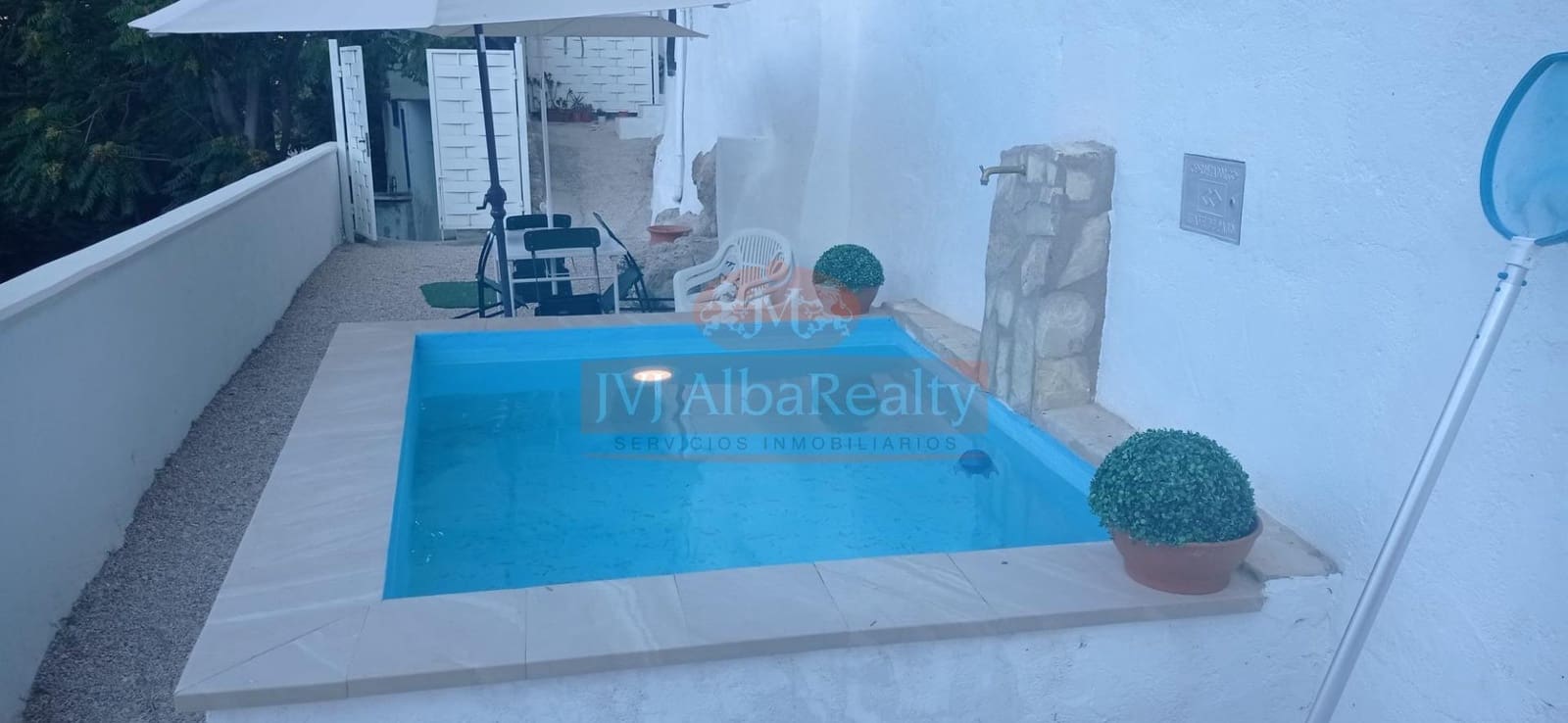 4 bedroom Villa for sale in Jorquera with pool - € 160,000 (Ref: 9723732)