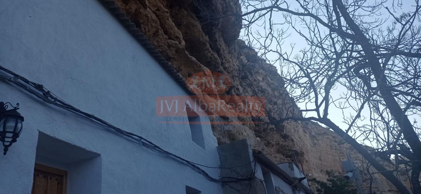 4 bedroom Villa for sale in Jorquera with pool - € 160,000 (Ref: 9723732)