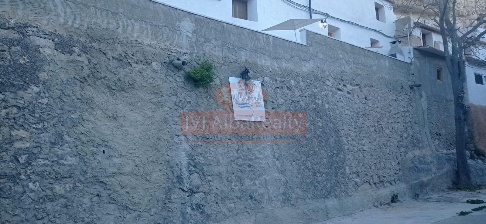 4 bedroom Villa for sale in Jorquera with pool - € 160,000 (Ref: 9723732)